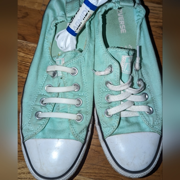 Converse - Picture 4 of 4